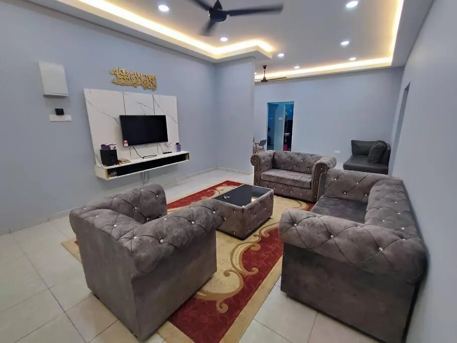 Mikayla Pool Homestay Gadek, Alor Gajah Malacca