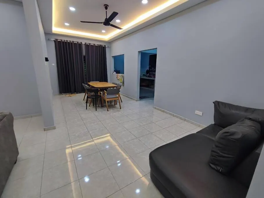 Mikayla Pool Homestay Gadek, Alor Gajah Malacca 0*,
